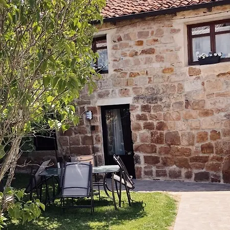 Prázdninový dům Casa Familia - La Casa De Quintanilla 2 *